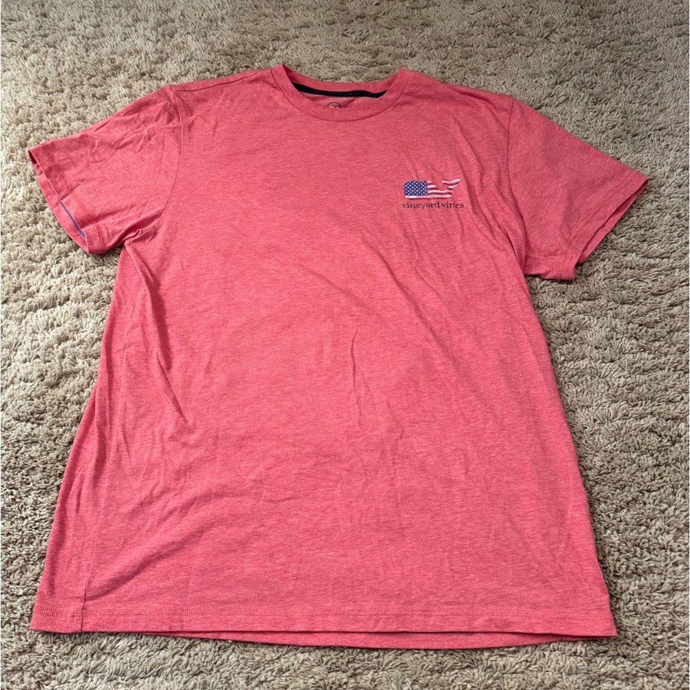 Vineyard Vines Red Dunes T Shirt with American Flag Size Large (L)